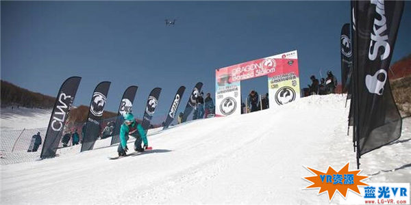 极限滑雪赛场 140MB 极限刺激类VR视频