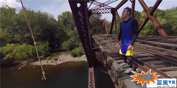 最疯狂高桥跳水VR视频下载 148MB 极限刺激类
