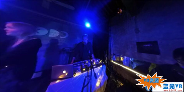 酒吧挪威之夜VR视频下载 140MB 音乐MV类