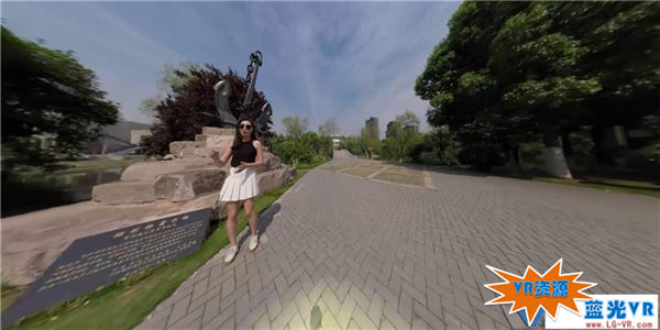校花陪你逛校园VR视频下载 339MB 环球旅行类