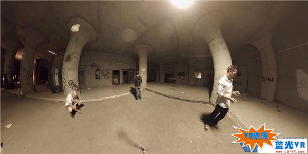 《诡异》阴魂不散下载 201MB 悬疑惊悚类VR视频